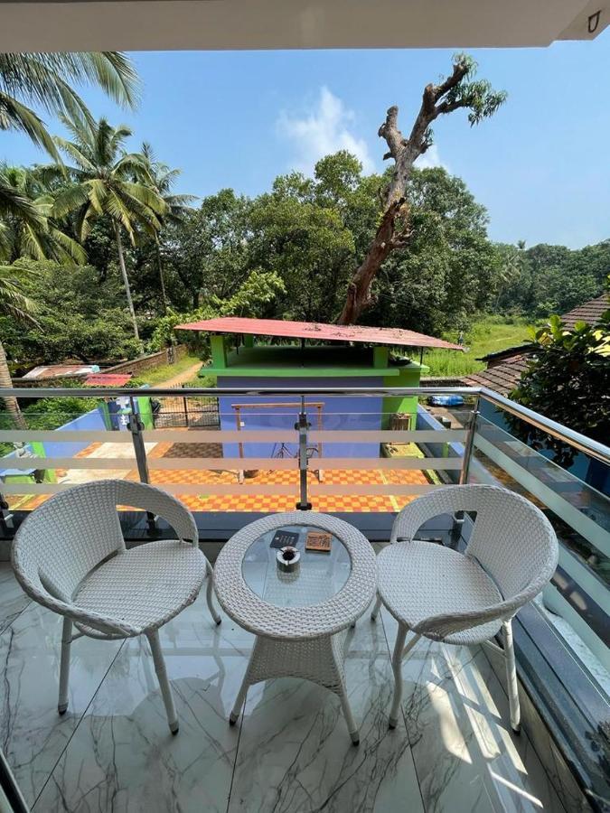 Nirvana Homestays Sziolim Kültér fotó
